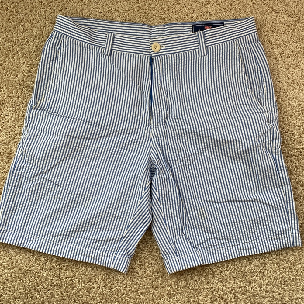 Vineyard Vines Pinstripe shorts
